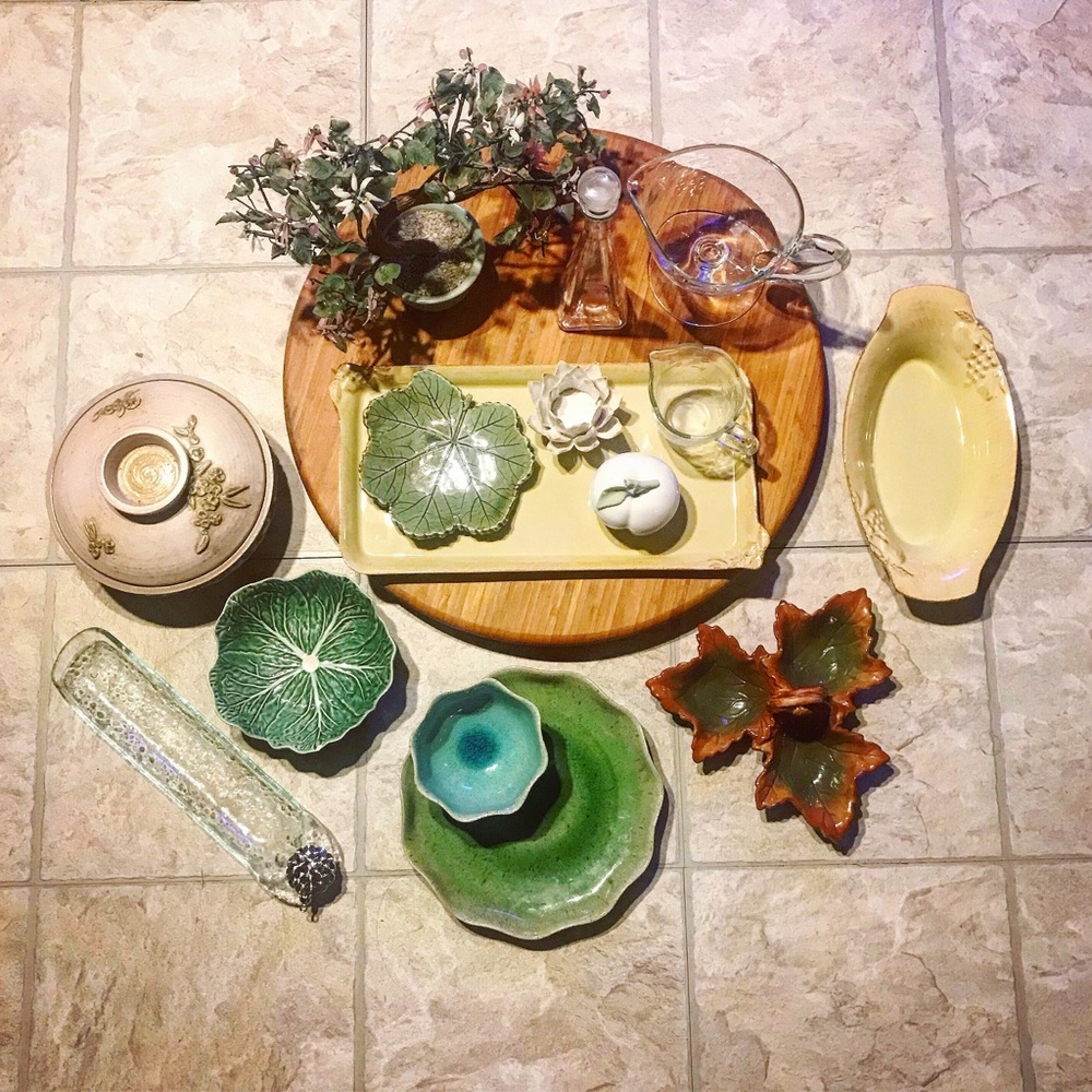 Vintage & Used Dinnerware Set